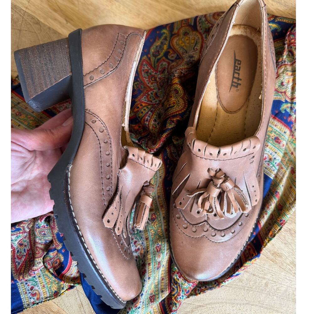 Leather Tassel Loafer Heels Vintage Wingtip Academia Whimsy Shoes Size 8